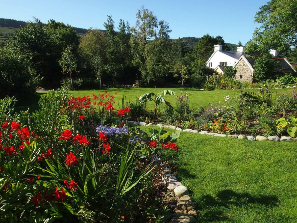 Ballycommane House & Garden Bed & Breakfast Durrus Exterior photo